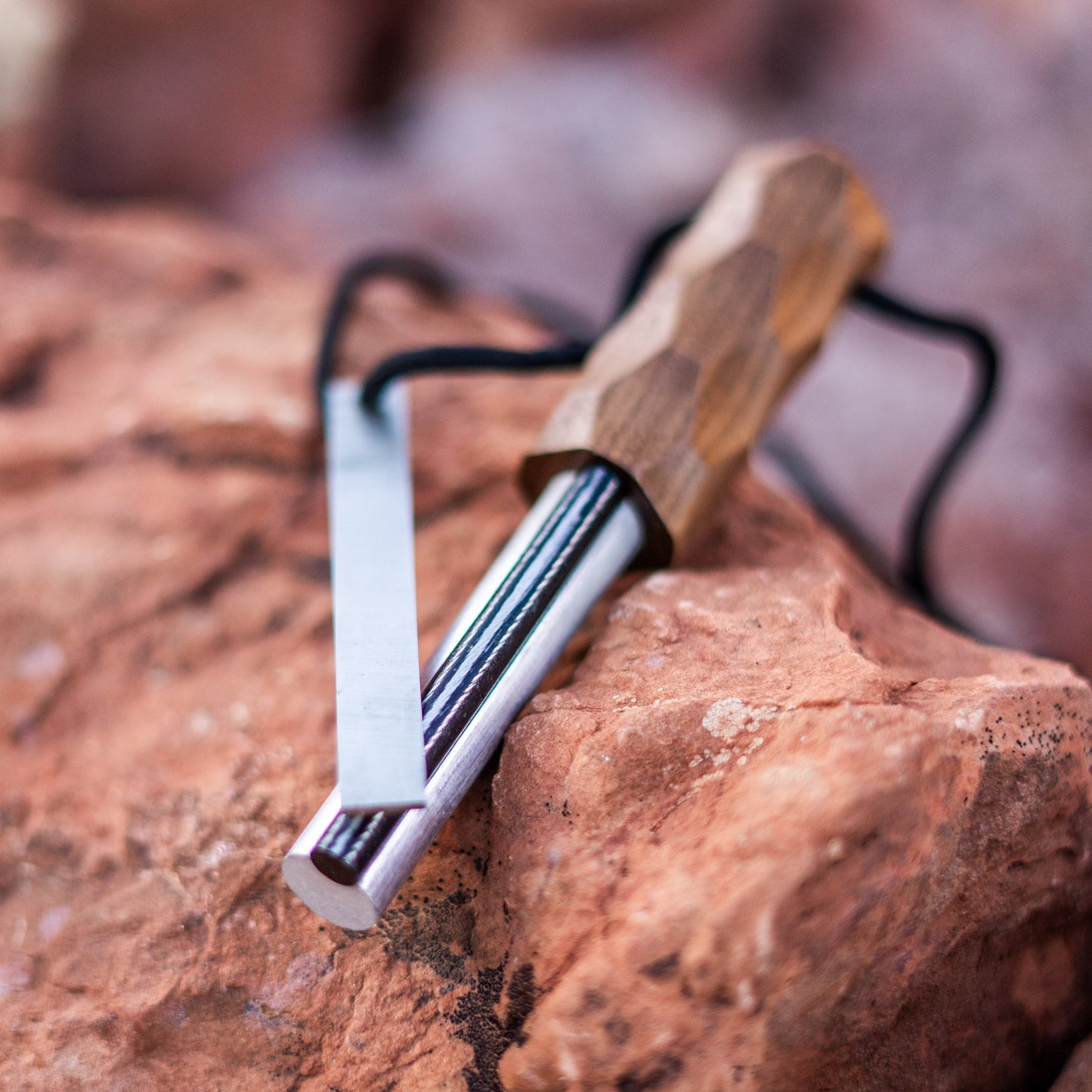 The Beefy Ferro Rod - Durable Waterproof Fire Starter with Magnesium