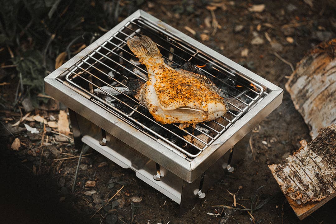 Solo Grill, Flat-pack Camp Stove